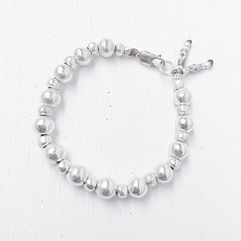 SILVER GODDESS BALL BRACELET