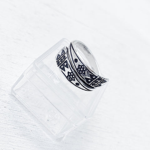 TRIBAL WRAP RING