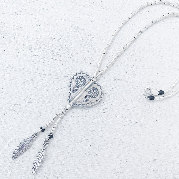 INDIAN FEATHER SILVER NECKLACE