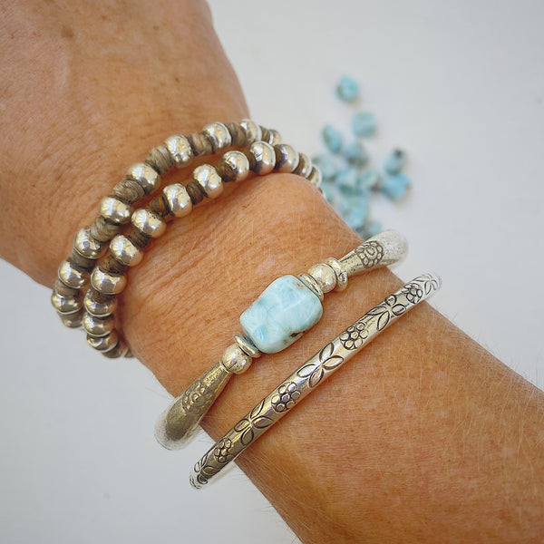 LARIMAR CRESCENT MOON FLOWER BRACELET