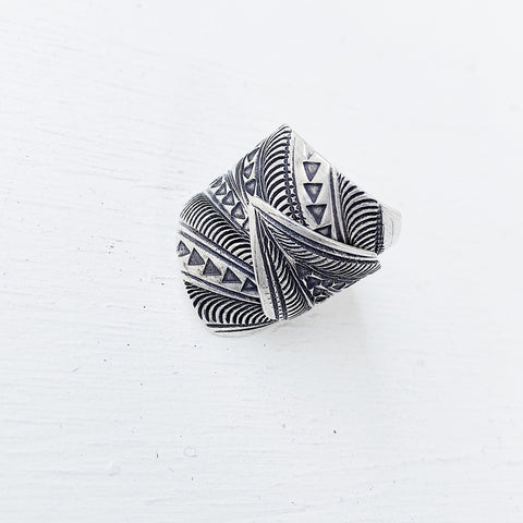 AZTEC LEAF RING